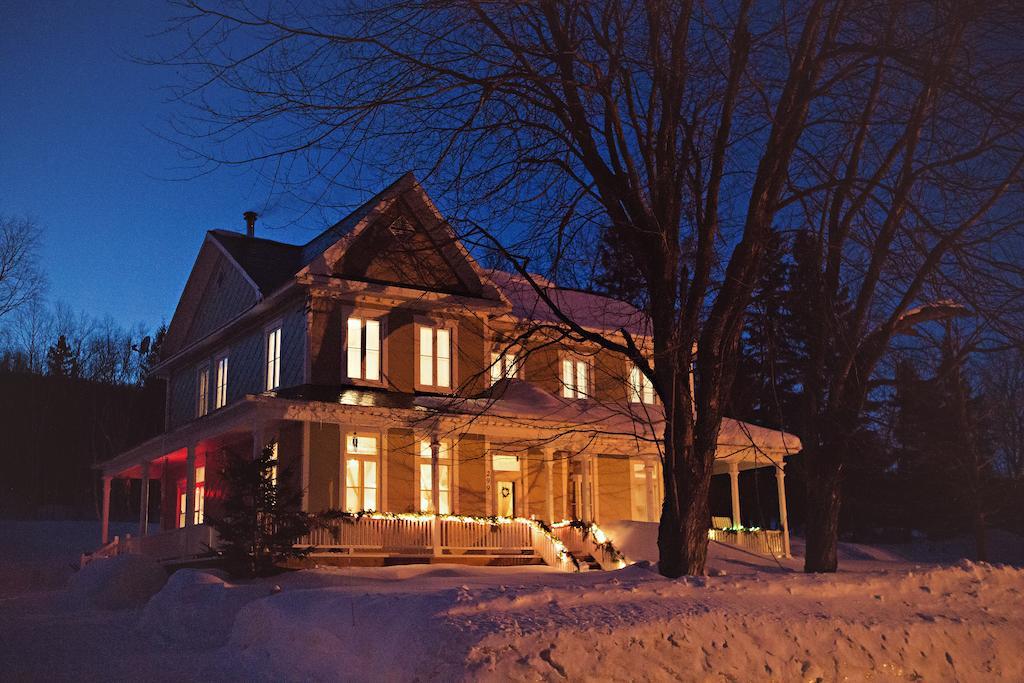 Auberge Carpe Diem Baie-Saint-Paul Exterior photo